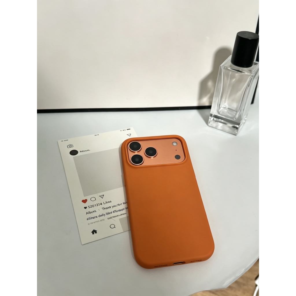 Capa Capinha Silicone de Cor Laranja Para iPhone 17 17PRO 17 PROMAX 17AIR Advanced Design — imagem 2 de 2