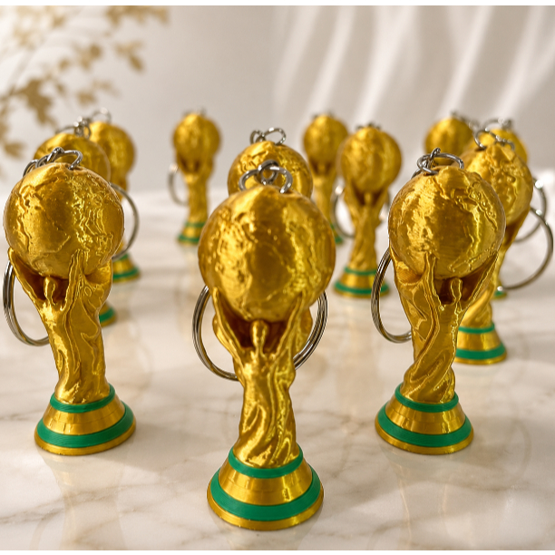 Kit de 10 a 70 Chaveiros Troféu Copa do Mundo Lembrancinha Presente Brindes Aniversário Futebol Taça