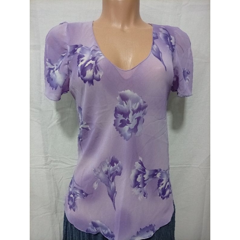 BLUSA EM CHIFFON MANGA CORTADA