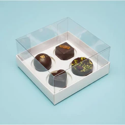 Caixas Base Brigadeiro - Branco - 4 cavidades (9x9x4,5cm) - 50 unidades - Assk Rizzo