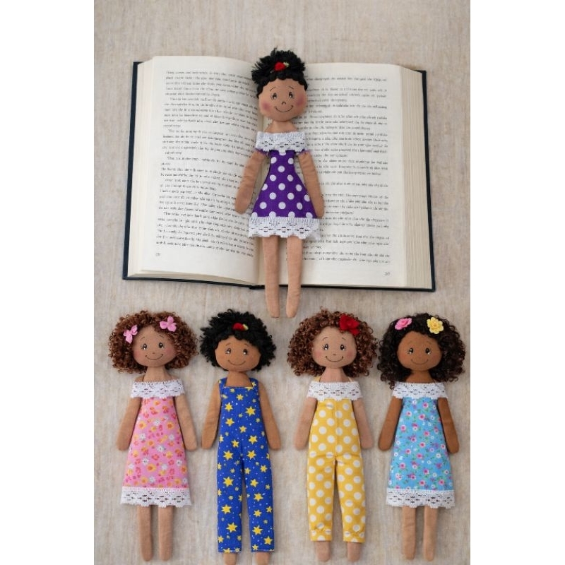 Boneca marca página surpresa bookmark ver descrição em Oferta na Shopee