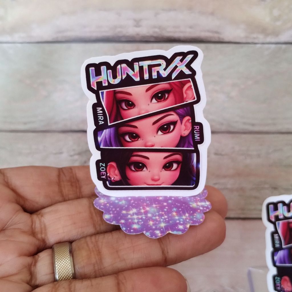 Aplique em Pé 3D Guerreiras Huntrix  Festa Infantil Personalizado Nome Idade Decoração Lembrancinha
