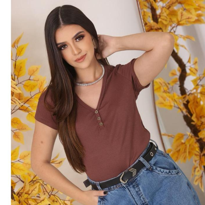 Blusa Baby Look Feminina Ribana Canelada Lisa com Botões Camiseta Feminina Justa Básica Moda Feminina Casual Confortável