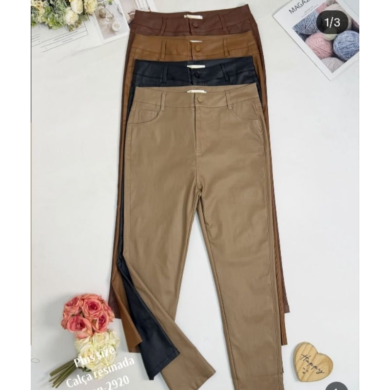 Detalhes do Calça feminina plus size couro fake / Com zíper / Com bolso atrás / Tendência