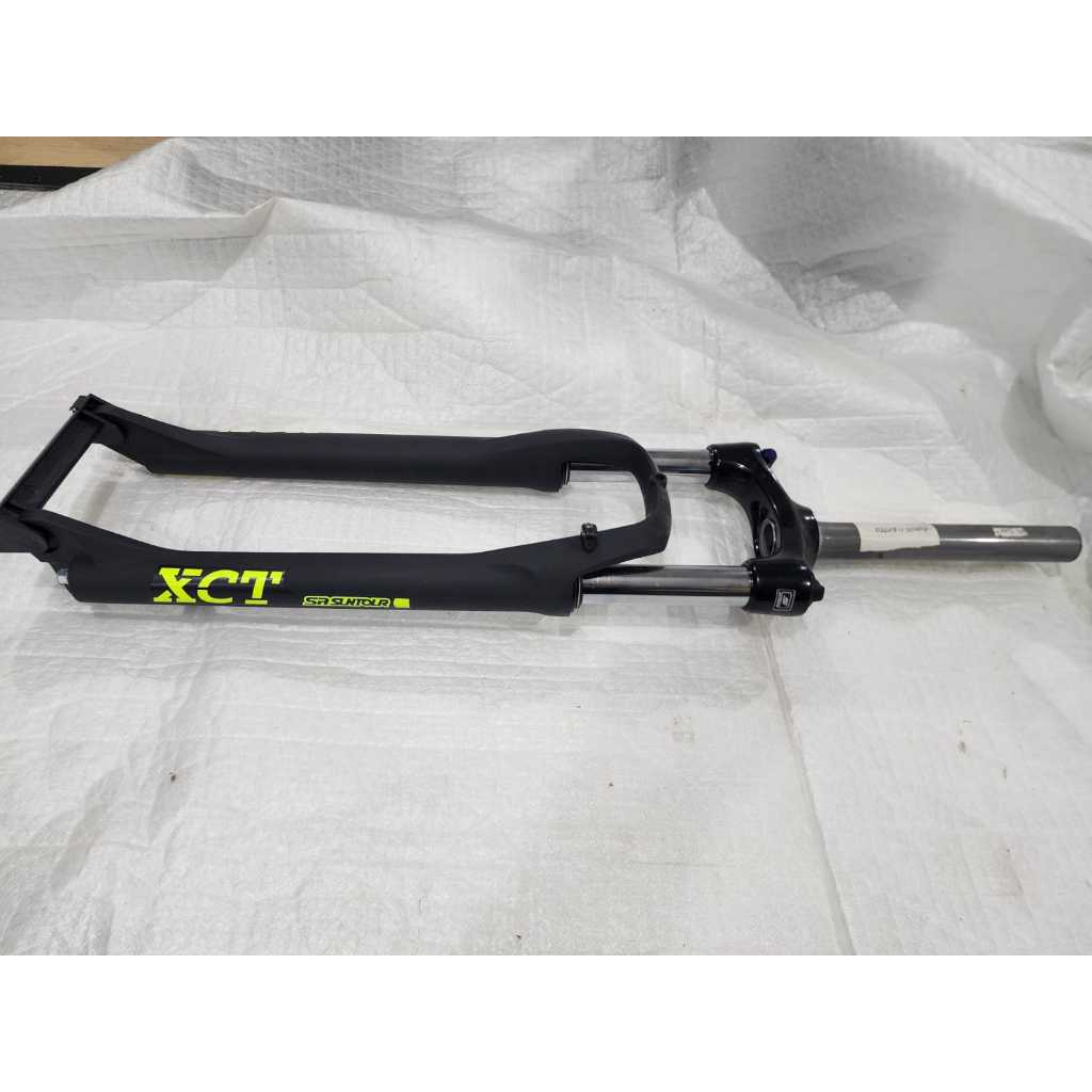 suspensao suntour xct aro 29 com trava no ombro espiga reta over 28,6mm imagens reais do produto anunciado
