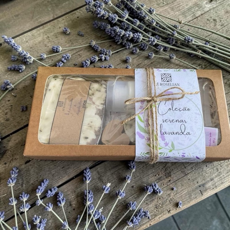 kit Presente -Sabonete Artesanal Lavanda+ Creme de Mãos + Escalda-Pés+ Mini Sabonete Artesanal Coração