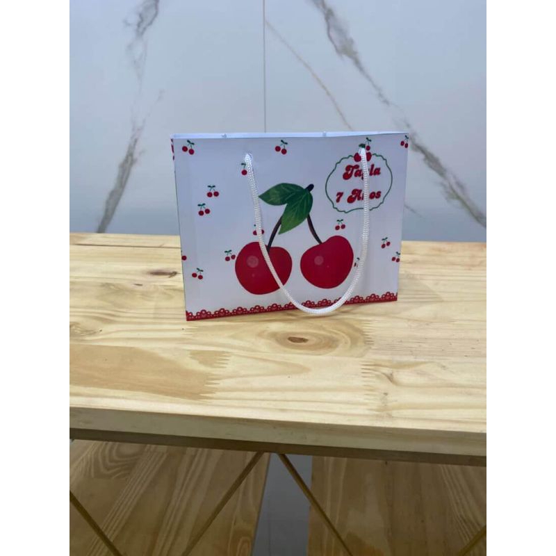 Pegue e Monte Sacolinha Personalizada | decoração Aniversário | Lembrancinha | Tema Cereja C/10