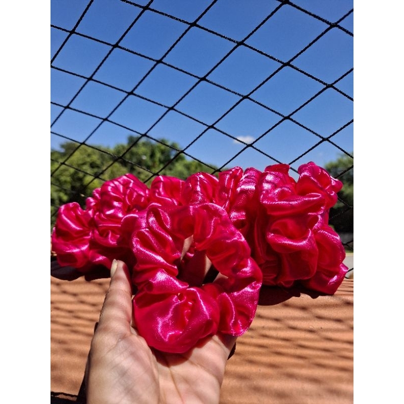 Kit 30 Scrunchie Xuxa de Cetim Xuxinha de Cabelo Brinde Mimo Lembrancinha