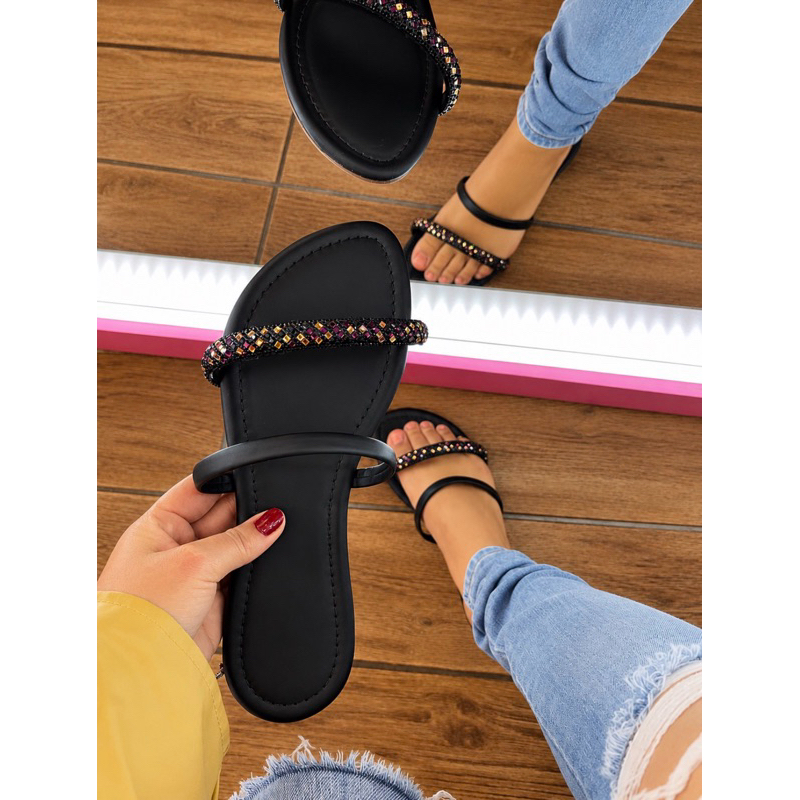 Rasteirinha Feminina Preta com Strass – Sandália Rasteira Confortável Casual
