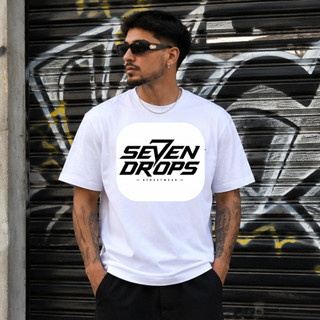 Camiseta Malha Premium Unissex Branca Estampa Contorno de Alta Qualidade