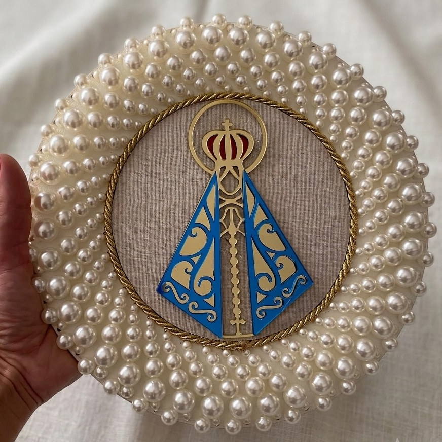 Nossa Senhora Aparecida com Pérolas , Quadro decorativo Luxo 20 cm -  Presente religioso e Decoração