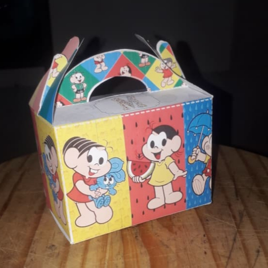 maletinha personalizada |envie seu tema|  lembrancinhas festa| perzonalizados| perzonalizados para aniversário
