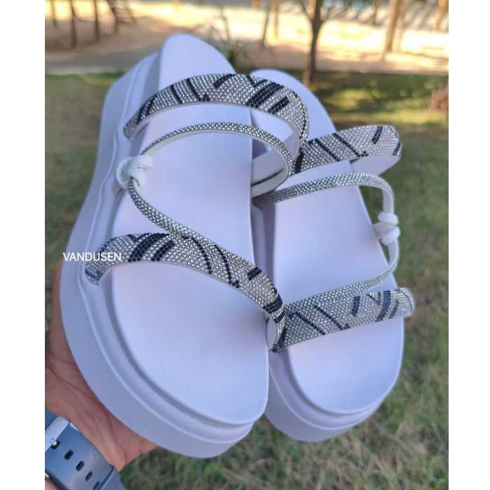 Sandalia Plataforma Papete Feminina FlatForm Lançamento Macia Alto Brilho Confortavel