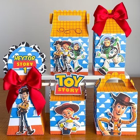 caixinhas personalizada toy store para aniversário infantil lembrancinhas