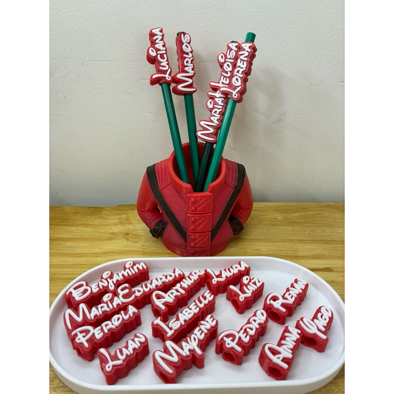 Ponteira de Lápis Personalizada com Nome em 3D - Lembrancinha Escolar e Presente Criativo
