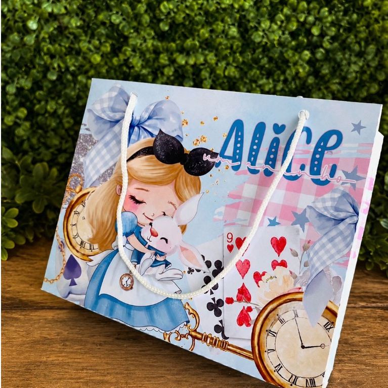 Kit 15 Sacolinhas Personalizadas Alice no Pais das Maravilhas