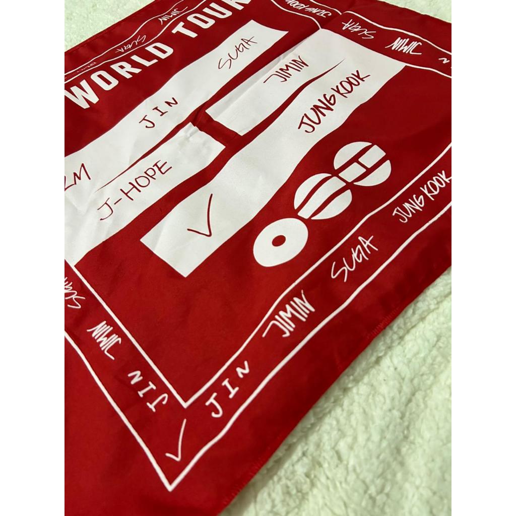 Lenço Bandana BTS Arirang World Tour Vermelha/ Lilás Estampa Integrantes Army — imagem 2 de 2