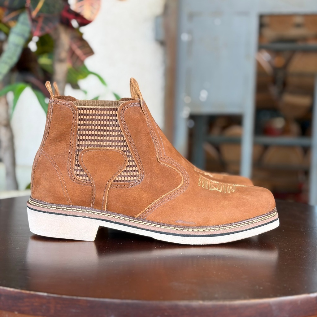 Botina Country no Couro Legitimo Bota com Solado de Borracha Confortavel e Resistente para Uso Casual e Trabalho — imagem 2 de 2
