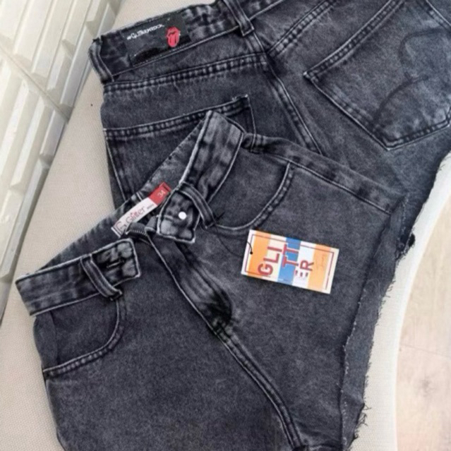 Short Jeans Feminino Cós Virado Black Marmorizado Cintura Alta- Glitter Jeans