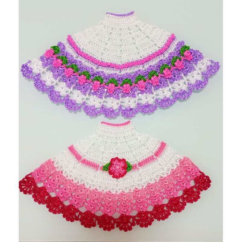 Kit com 2 sainhas para panos prato de bonequinha.