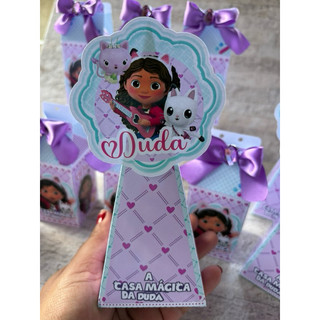 Kit Festa A Casa Mágica da Gabi – 24 Itens Personalizados com Nome/Kit festa na escola/kit festa em casa/festa menina