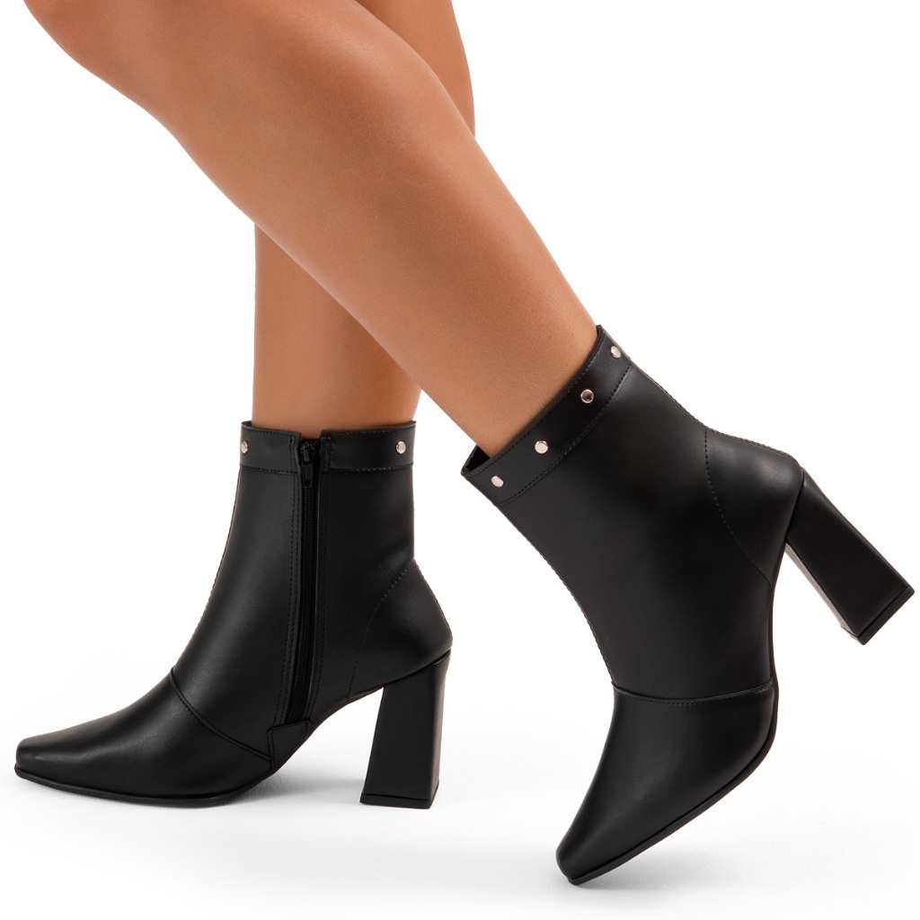 Bota Feminina Lumiss Cano Baixo Salto Alto Bloco Spike Rebite Preto