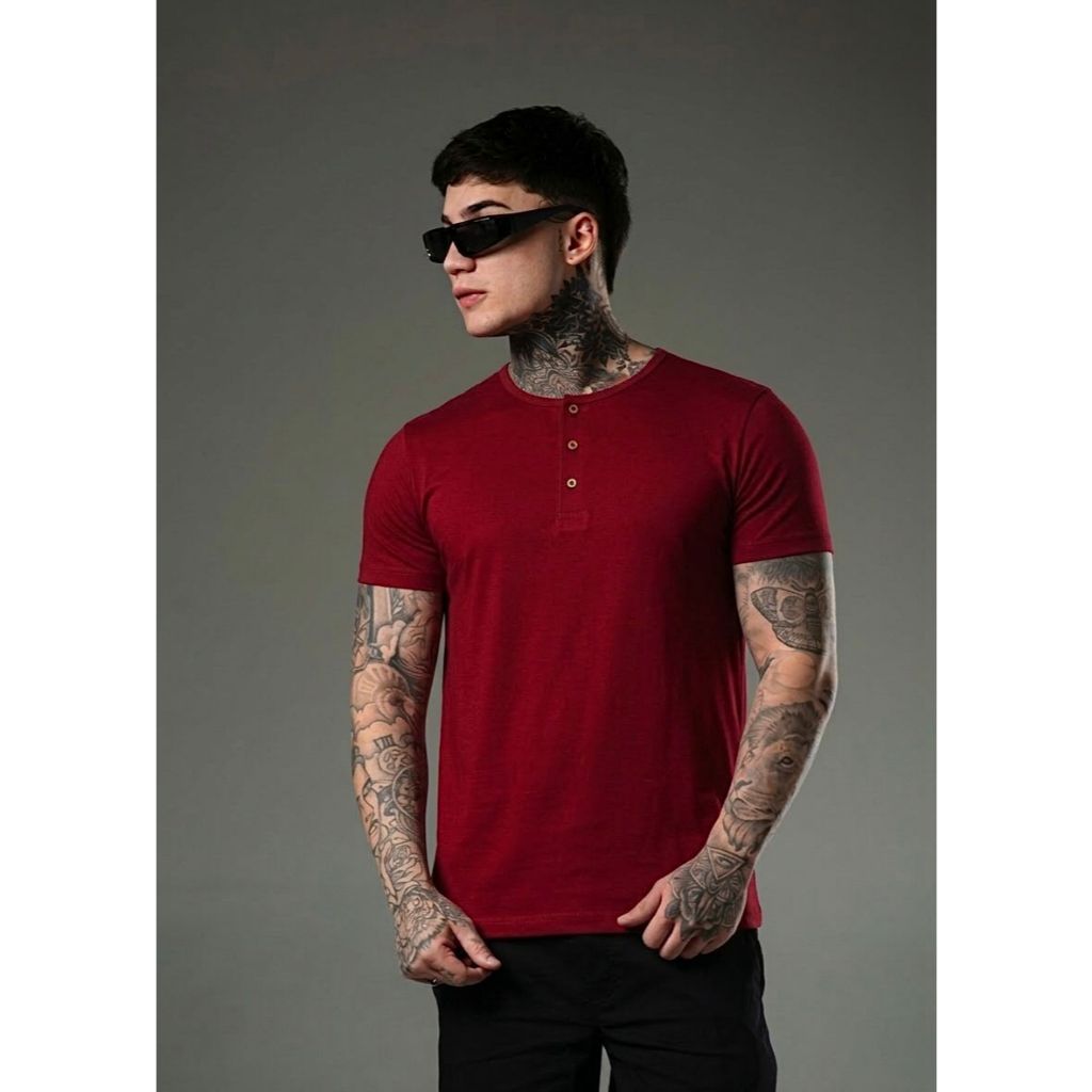 Camiseta Masculina Premium Henley ou Gola Redonda Cor Vinho Fio 30 penteado 100% Algodão