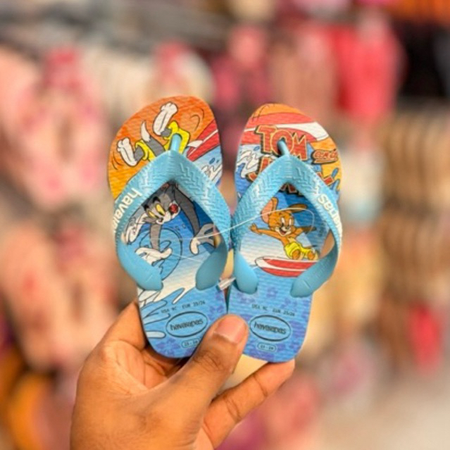 Chinelo Infantil Havaianas Kids Top Warner Tom e Jerry