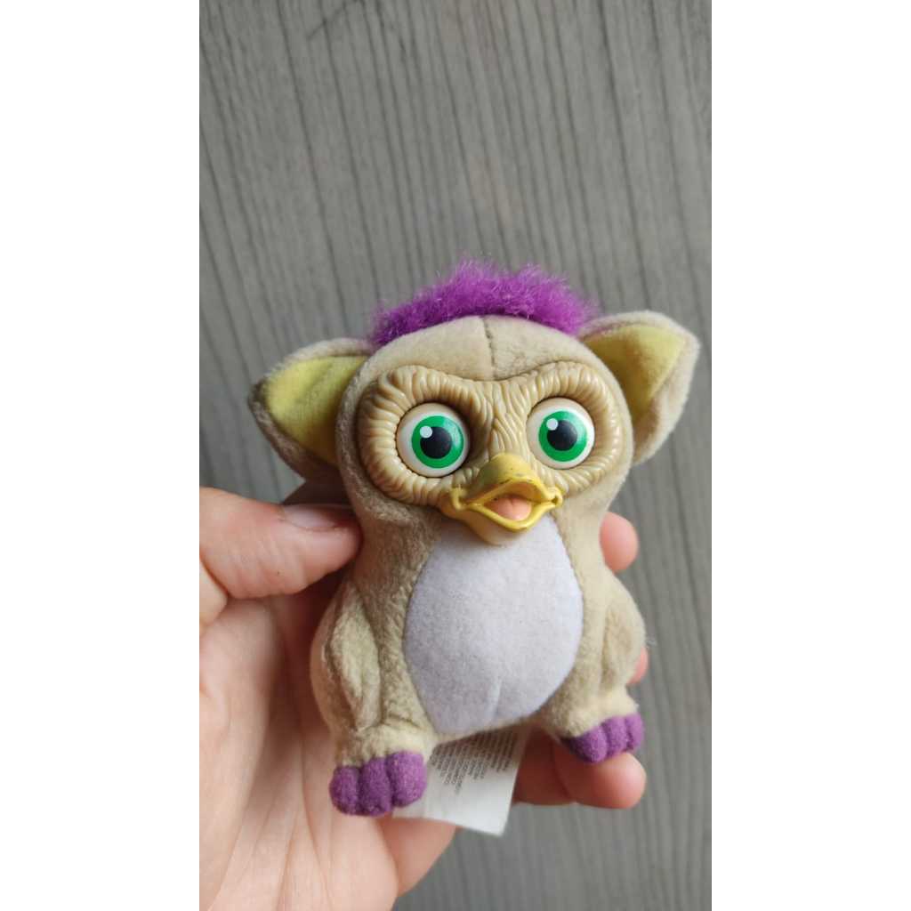 Pelúcia furby original nude