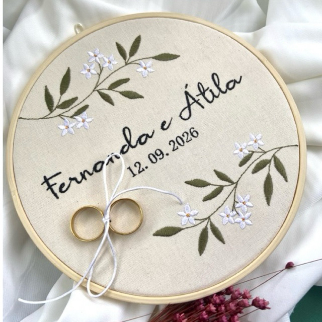 bastidor porta aliança bordado floral delicado/quadro bastidor bordado personalizado casamento porta aliança