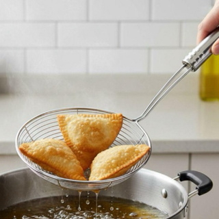 Escumadeira Inox 11x29cm Cesta Aramada Fritura Cozinha Resistente Drenagem Rápida em Oferta na Shopee
