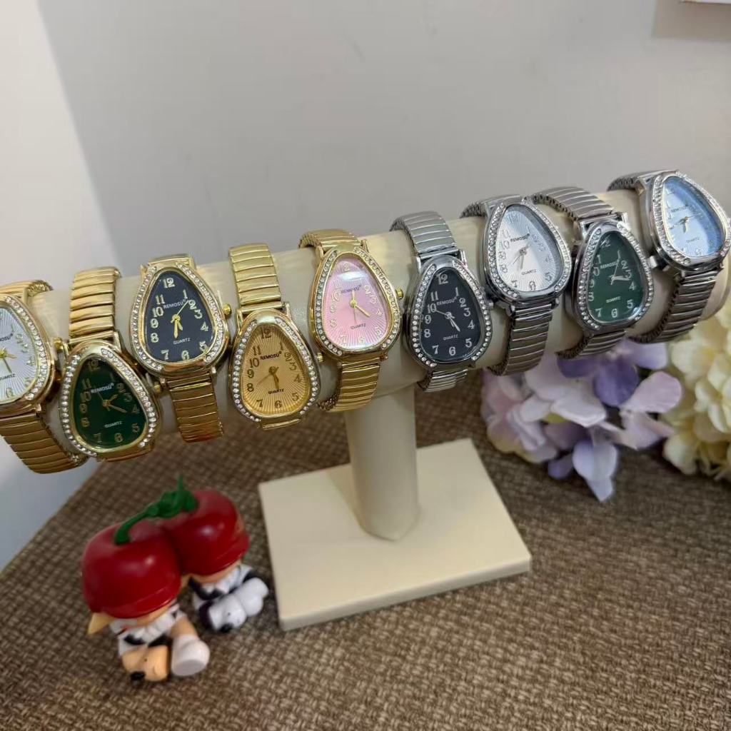 Relógio Feminino Estilo Cobra Com Números Oval Cinta Elástica Aço Inoxidável Dourado Rose Prata