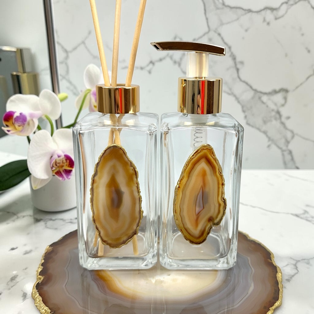 Kit Lavabo Ágata Natural Luxo Borda Dourada Bandeja + Difusor + Saboneteira Decoração Banheiro