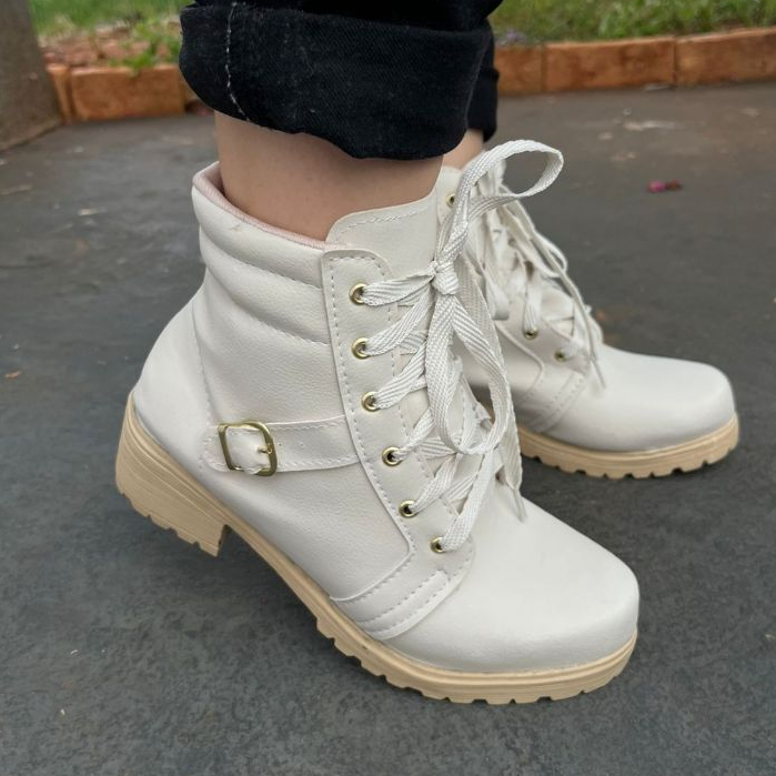 Coturno Feminino Bota Cano Medio Tratorado Fivela Diversas Cores Moderno e Casual