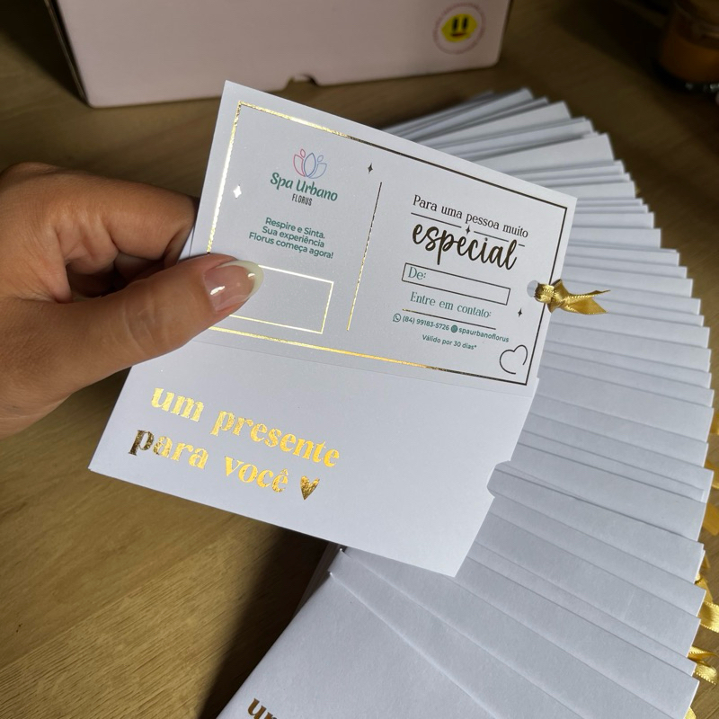 Detalhes do VALE PRESENTE PERSONALIZADO PARA LOJAS COM HOT STAMPING