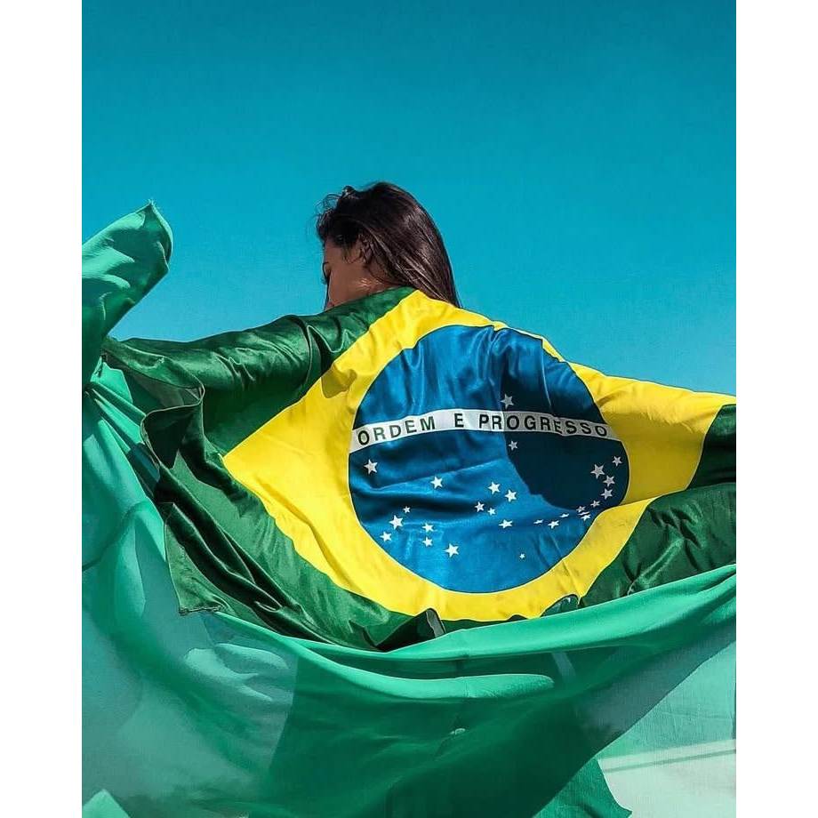 Bandeira do Brasil Grande 1,50x0,90m Copa do Mundo Poliéster Reforçada Para Torcida e Decoração