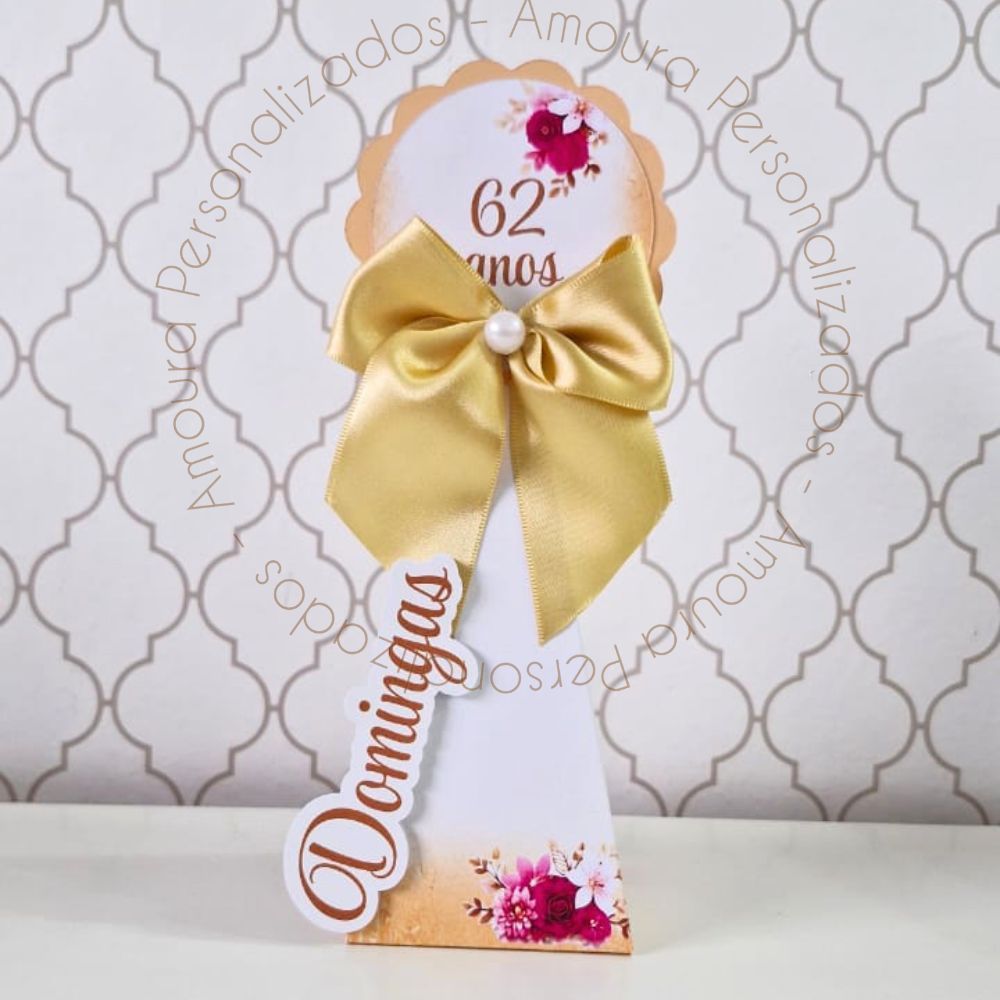 CAIXA PIRÂMIDE PERSONALIZADA PARA LEMBRANCINHAS FLORAL | CAIXINHA |FESTA | ANIVERSARIO FLORES
