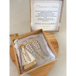 Caixa convite padrinhos de batizado, crisma, consagração, casamento em mdf 15x15 personalizada.