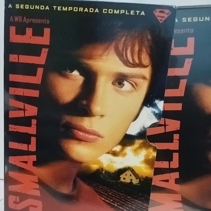 Box DVD Smallville a Segunda Temporada Completa.