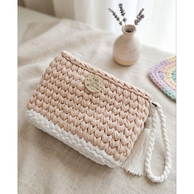 Bolsa de mão /Clutch / Bolsa para casamento /Necessaire Feminina em Crochê de Malha Premium