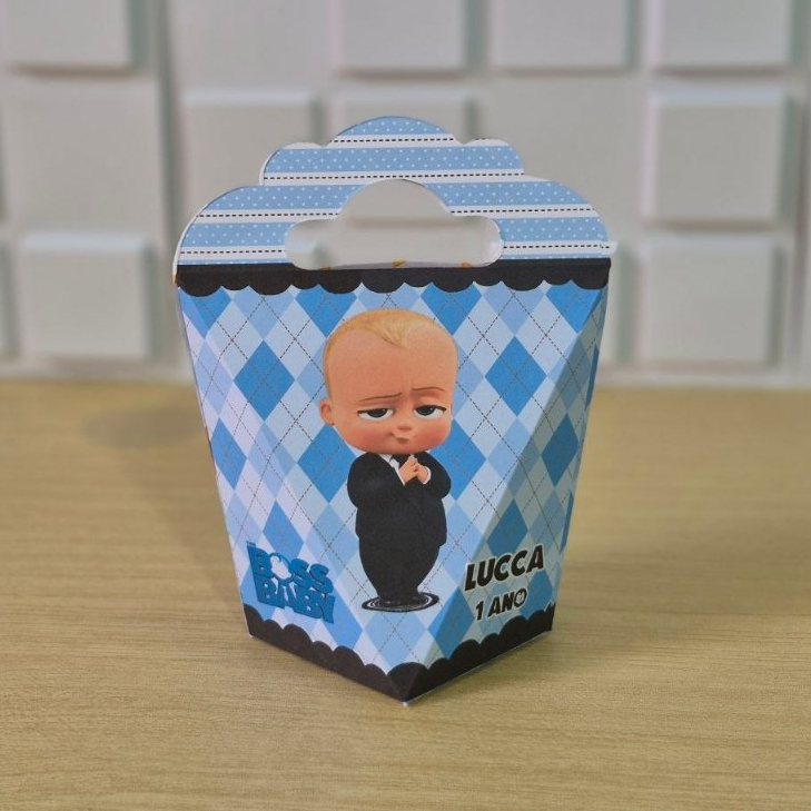Lembrancinha personalizada o poderoso chefinho / Caixinha personalizada o poderoso chefinho triangulove