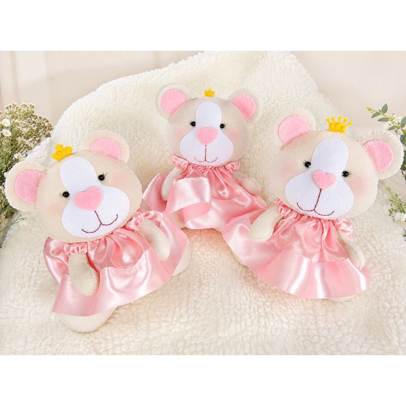 Trio de ursinhas baby princesa realeza rosa fofinho artesanal feito a mão decoração quarto do bebe