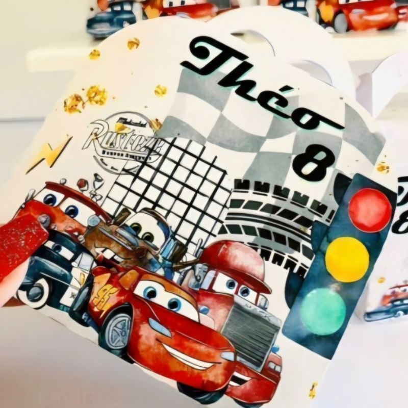 Kit Pegue e Monte Caixinhas Personalizadas Carros para Festas Infantis em Papel Fotográfico 180g