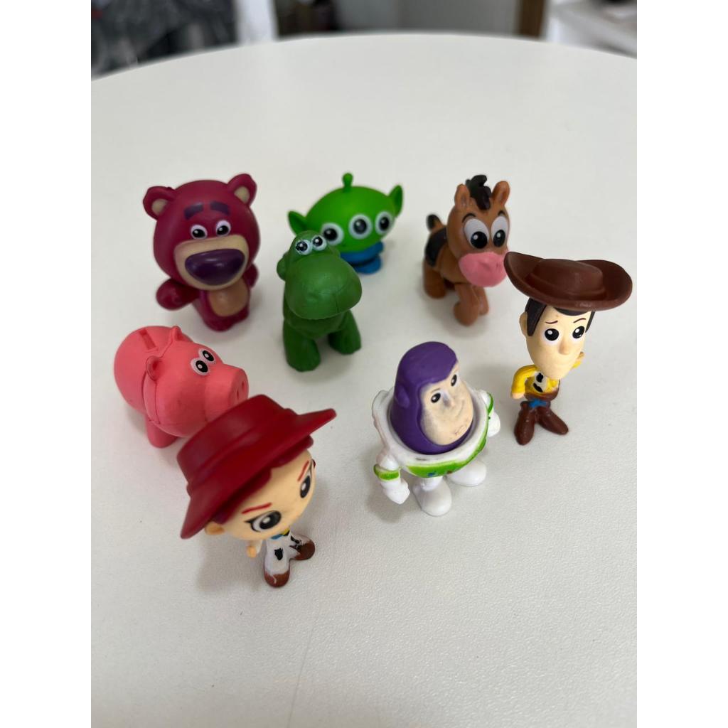 Conjunto 8 Personagens Toy Story Buzz Woody Jessie Rex Alien Miniaturas Infantil