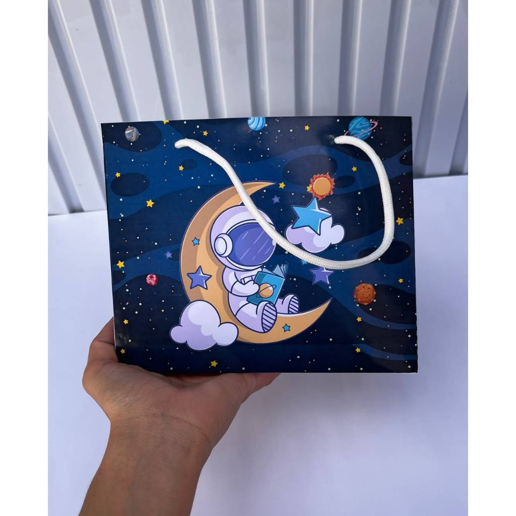 Sacola G Astronauta Personalizados lembrancinha de festa Infantil de aniversário.