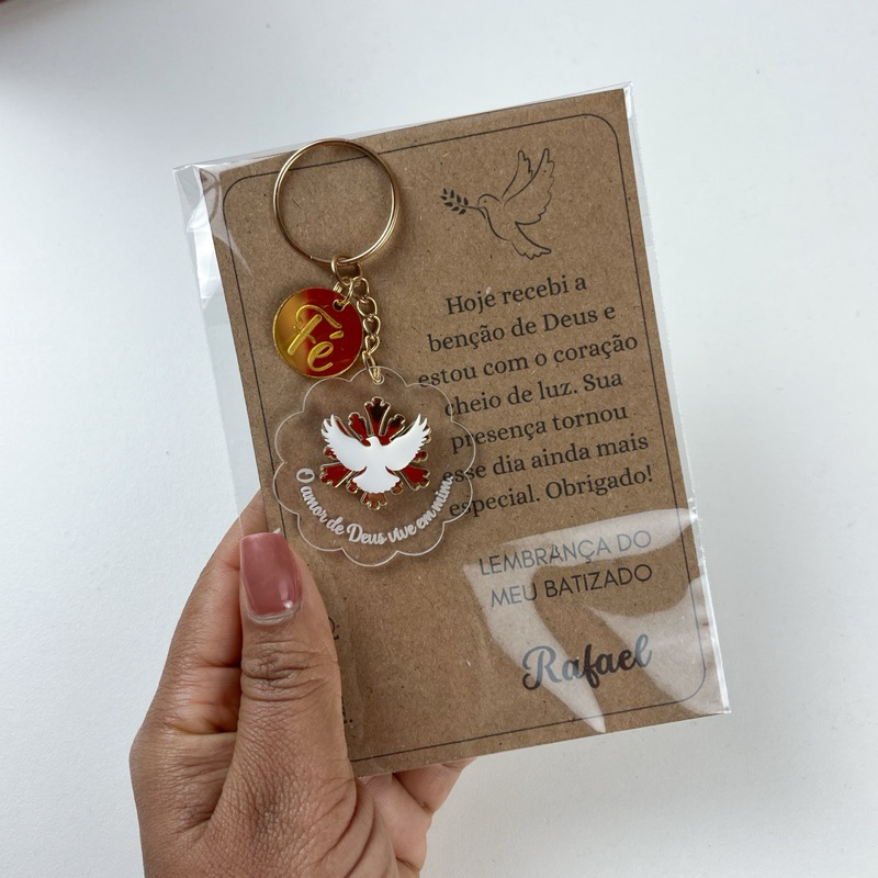 Chaveiro lembrança batizado/Eucaristia/Crisma - Chaveiro de acrílico com pingente e cartão personalizado.