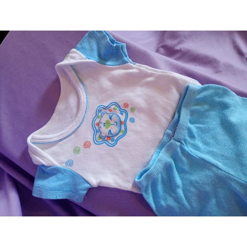 Conjunto bebê Body Leãozinho + Calça azul • Moda infantil [ BRECHÓ ]