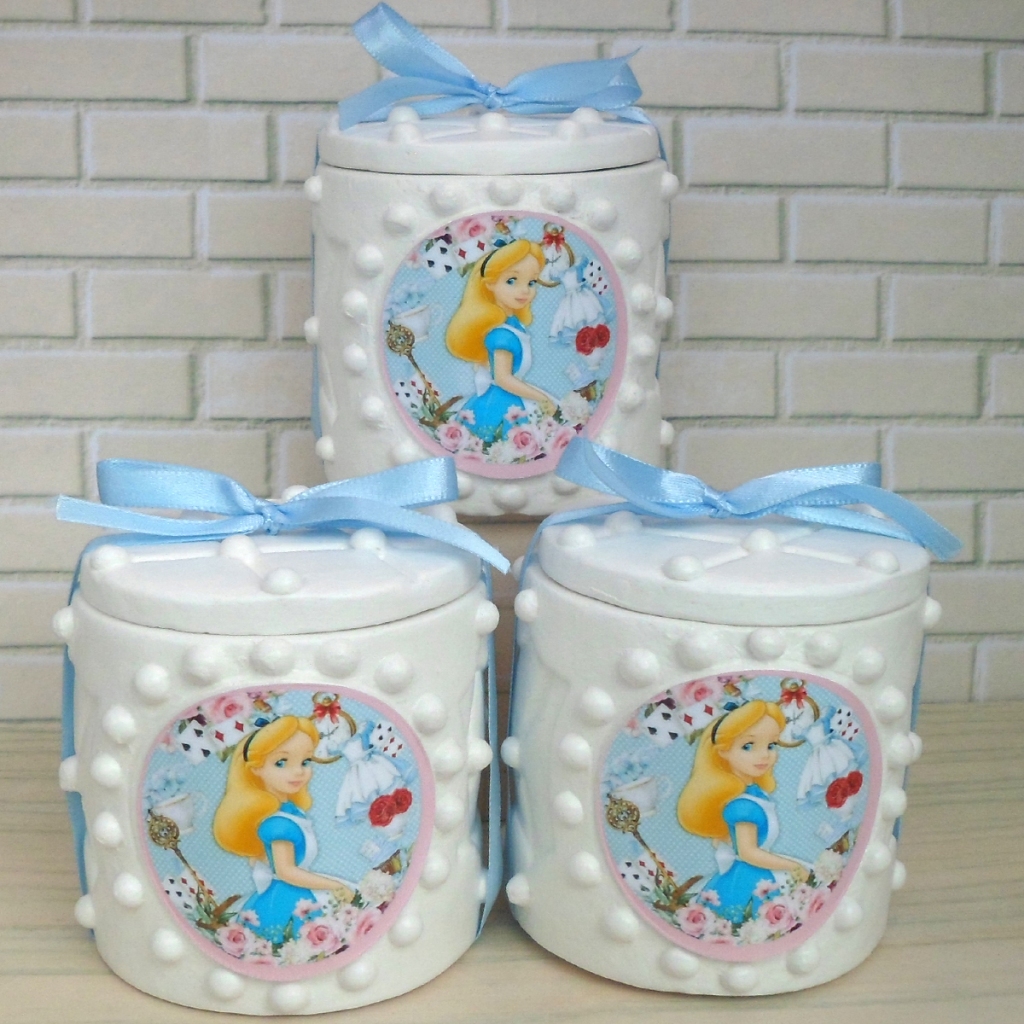 Lembrancinha Alice No País Das Maravilhas 10 Caixinha De Gesso 6,5 x 7 Cm Para Festas E Aniversários