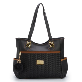 Bolsa Feminina Sacola Grande de Ombro em Couro com Espaço Amplo + Chaveiro Pompom