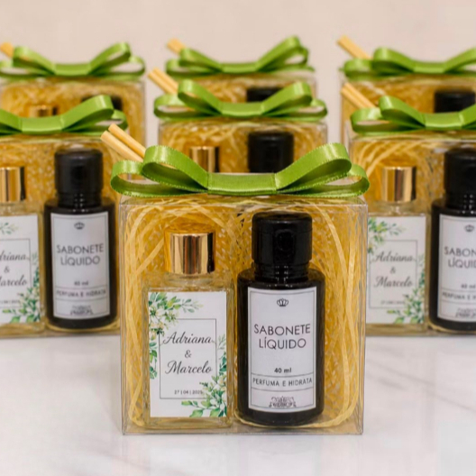 Kit Lembrancinha Personalizada Aromatizador Vidro + Sabonete Líquido | Casamento | Maternidade | Batizado | Aniversário